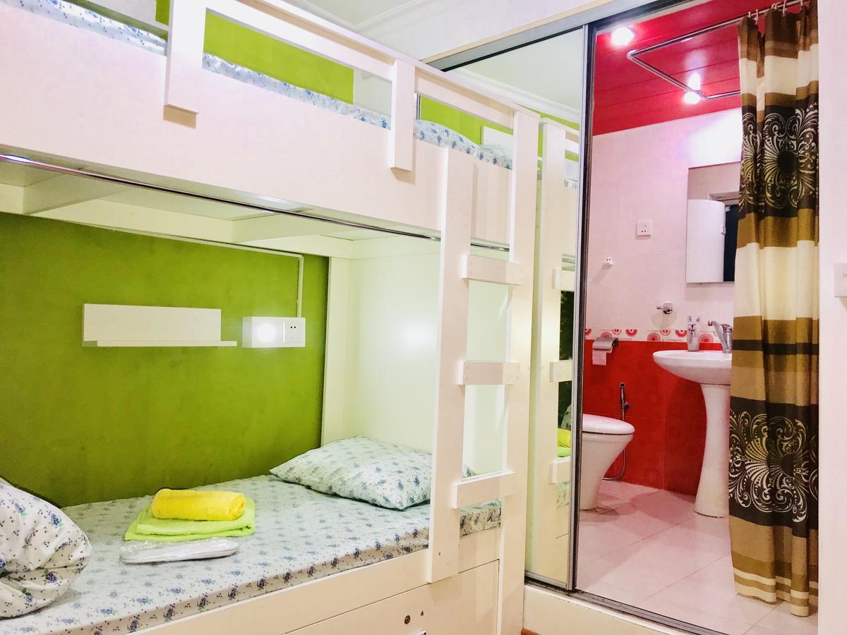 Check-In Hostel บากู ภายนอก รูปภาพ