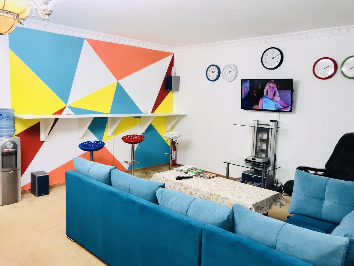 Check-In Hostel บากู ภายนอก รูปภาพ